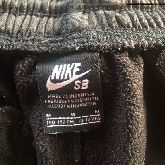 Boys Nike SB Joggers Size Medium - Picture 4 of 4